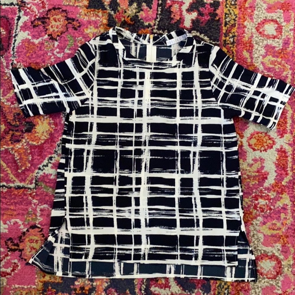Vici short sleeve blouse